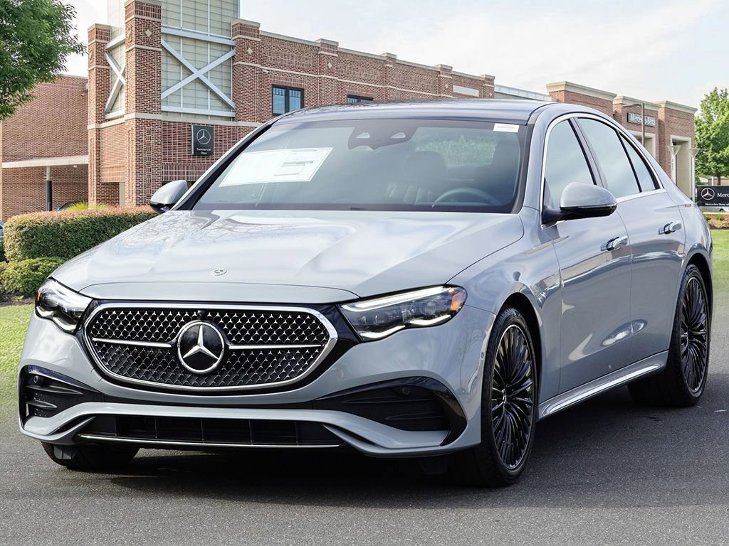 New 2026 MANUFAKTUR Alpine Grey Mercedes-Benz E 350 image 4