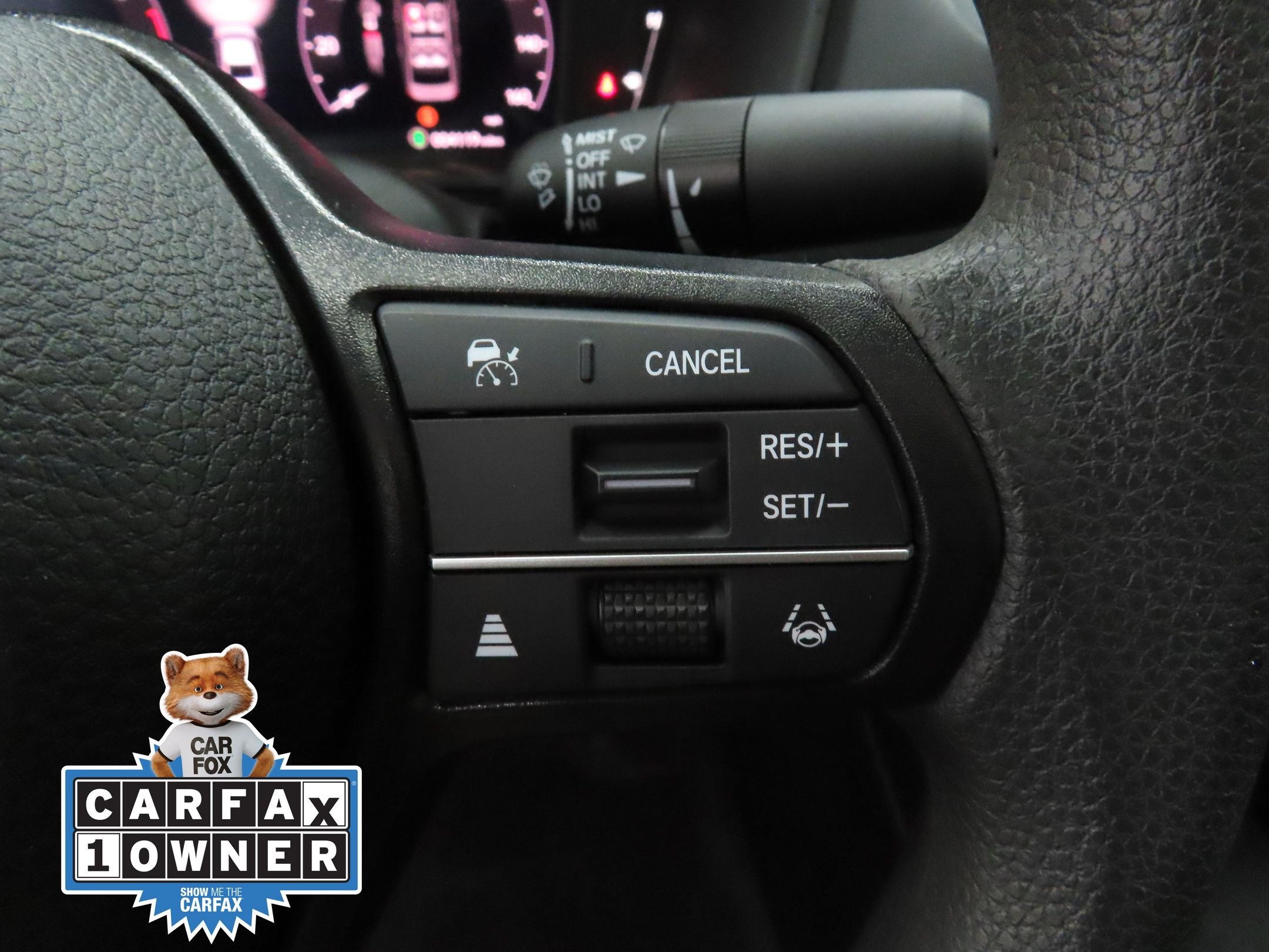 Used 2025  Honda SE image 14