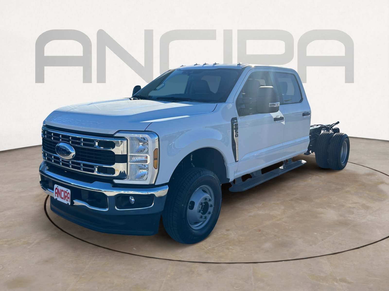 New 2026 Oxford White Ford XL image 6