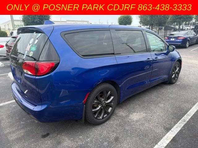 Used 2019 Blue Chrysler Touring Plus image 8