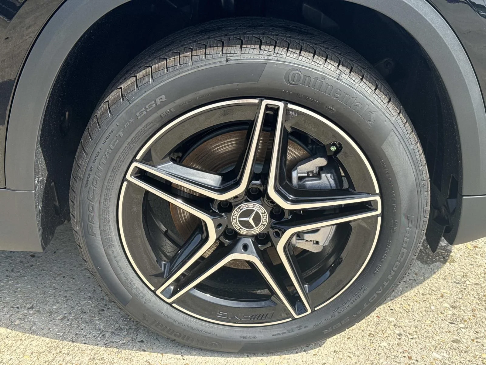 New 2026 Black Mercedes-Benz GLA 250 image 3