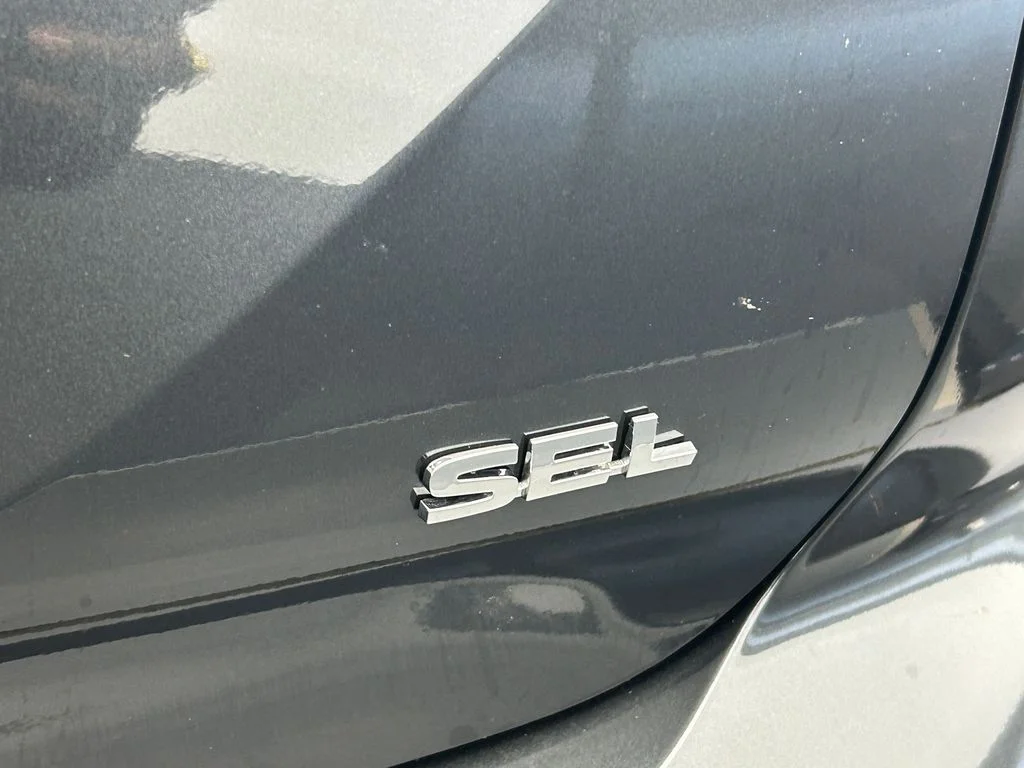 New 2026 Gray Mitsubishi SEL image 33