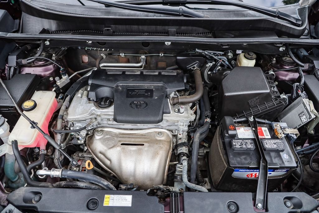 2017 Toyota RAV4 LE - Photo 26