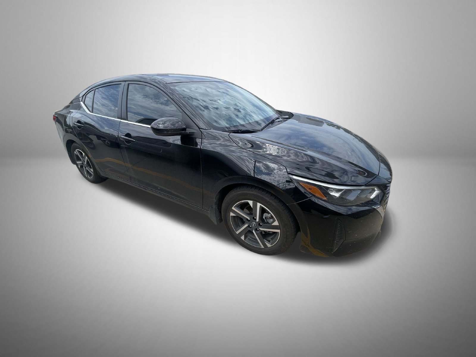 Used 2024 Super Black Nissan SV image 4