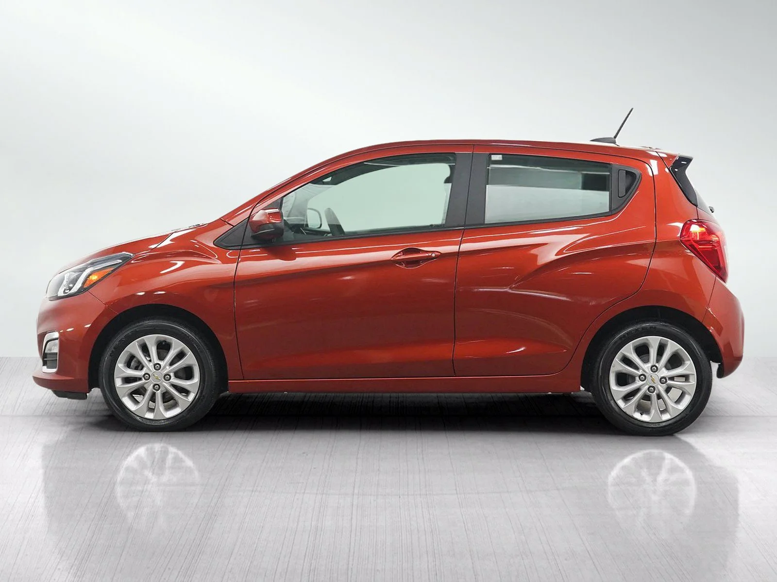 Used 2022 Chevrolet Spark 1LT with VIN KL8CD6SAXNC011225 for sale in Burnsville, Minnesota