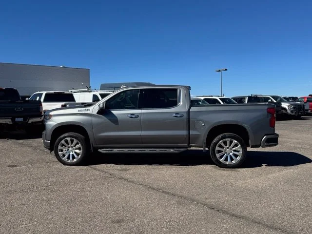 Used 2020 Gray Chevrolet High Country image 2