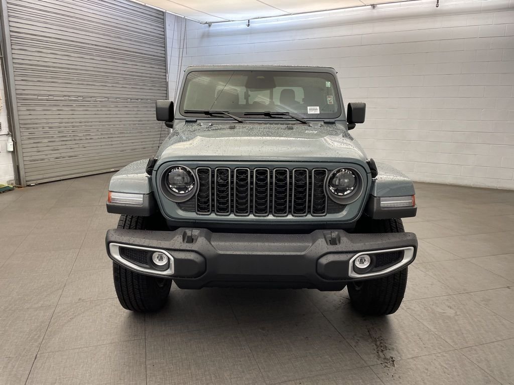 New 2026 Anvil Clear-Coat Exterior Paint Jeep Sahara image 6