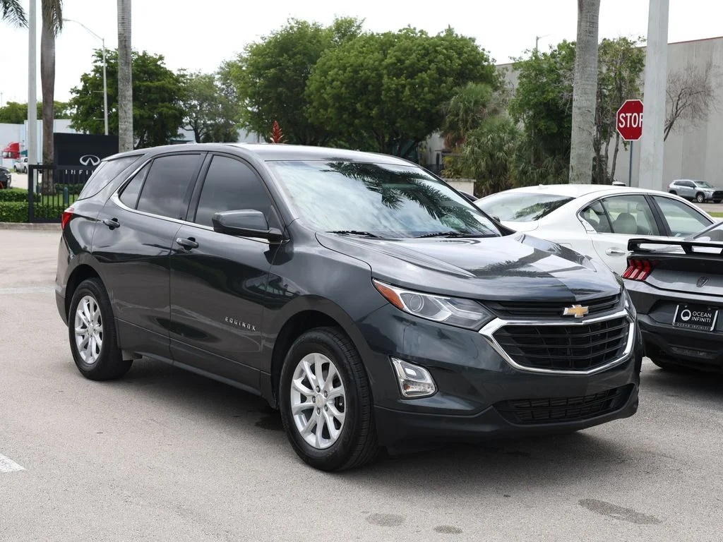 Used 2019 Chevrolet Equinox LT with VIN 2GNAXKEV5K6175118 for sale in Doral, FL