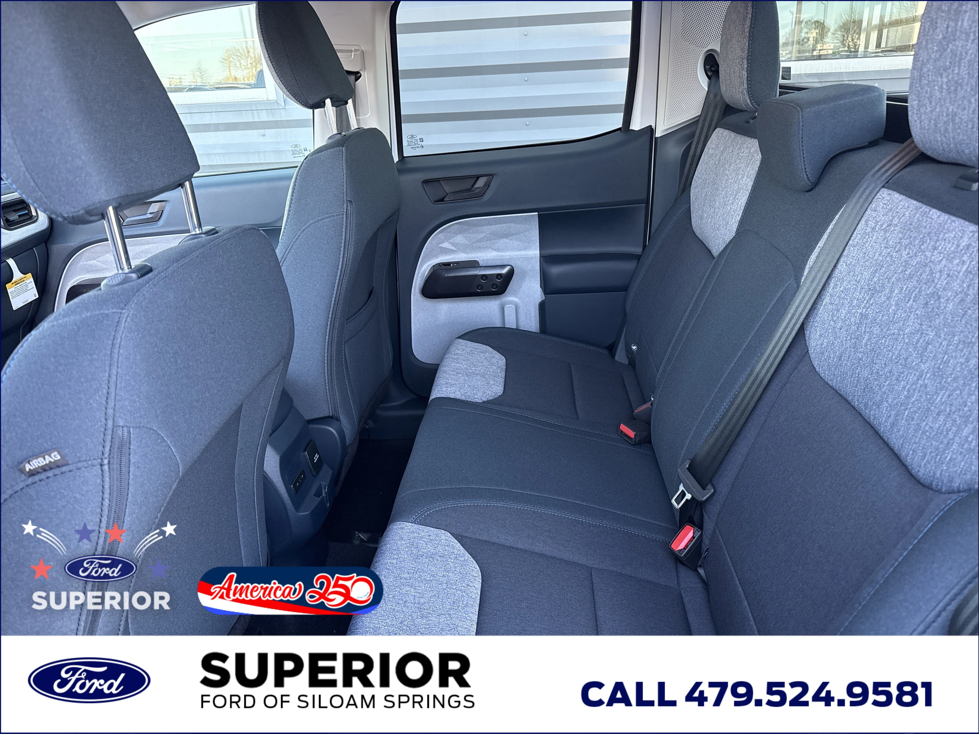 New 2026 Oxford White Ford XLT AWD image 7