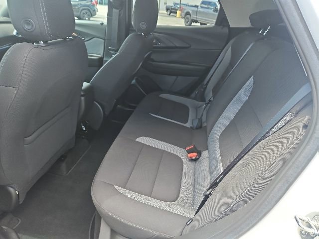 Used 2022 Summit White Chevrolet LT image 12