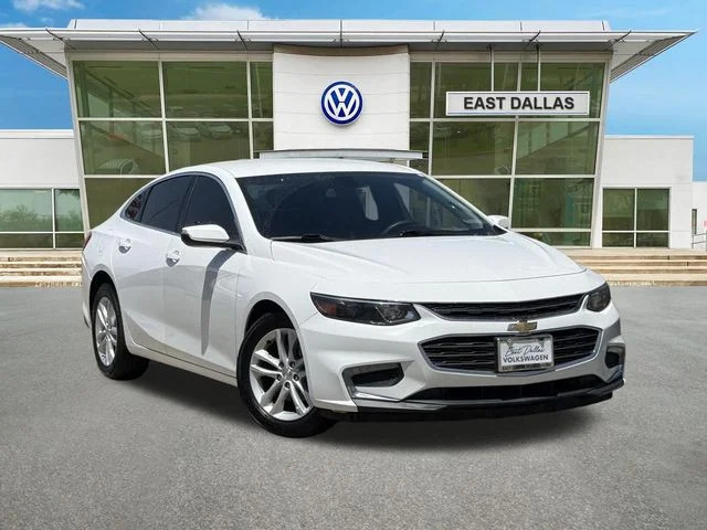 Used 2018 White Chevrolet LT image 1