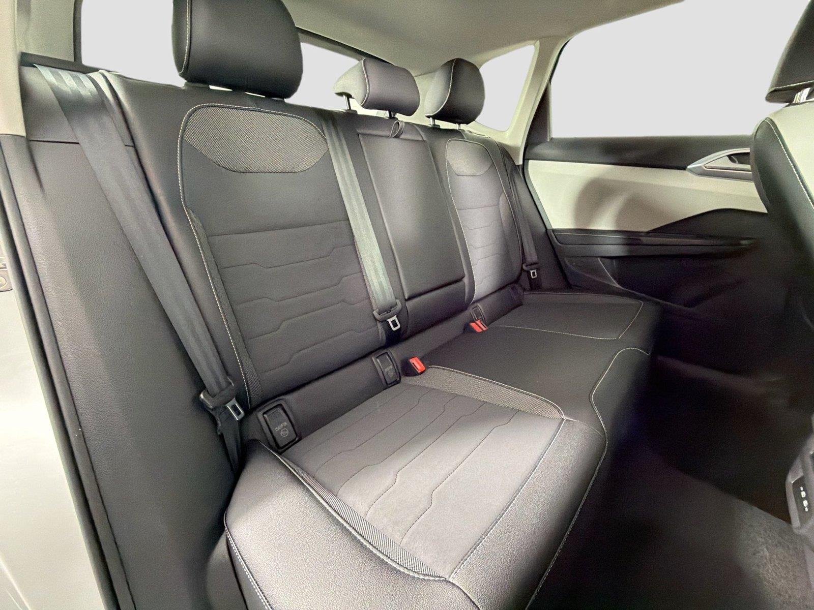 2026 Volkswagen Taos SE - Photo 24
