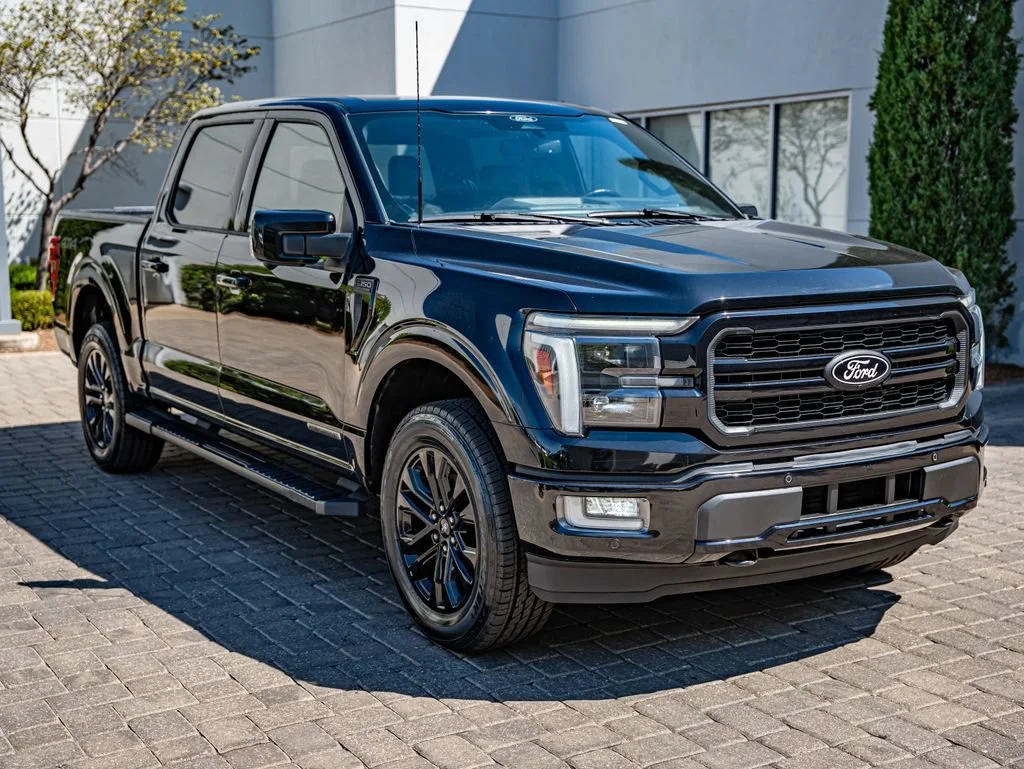 Used 2024 Agate Black Metallic Ford Lariat image 3