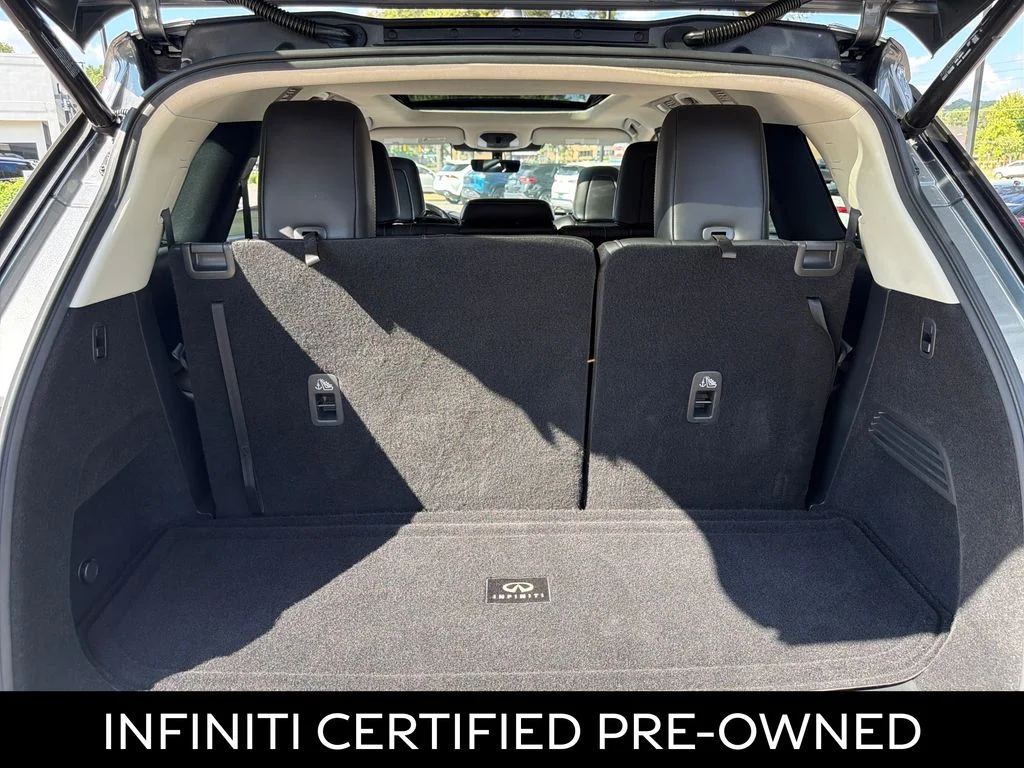 Certified Used 2023 Graphite Shadow INFINITI LUXE image 32