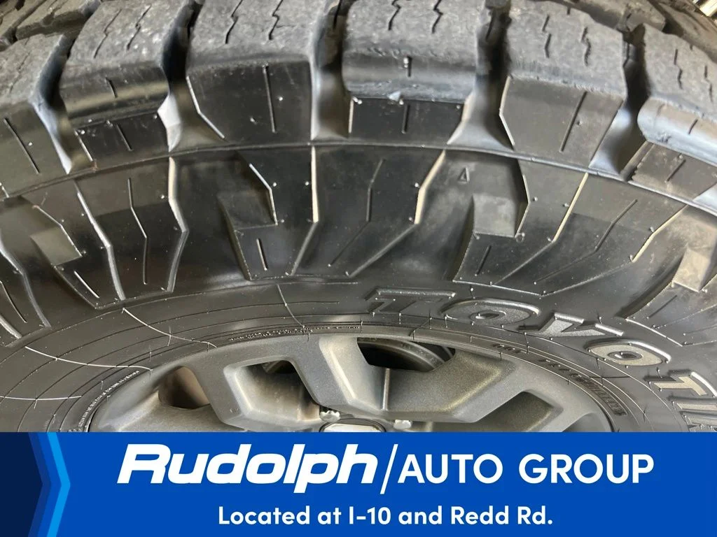 Used 2018 Gray Ford Raptor image 29