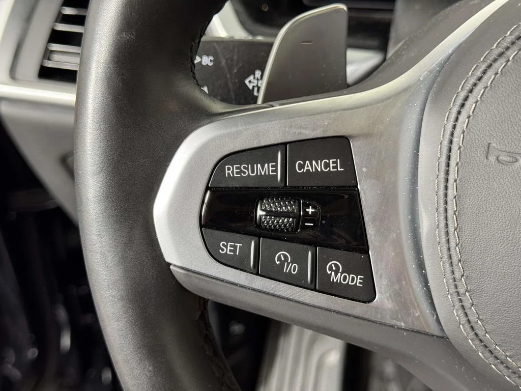 Used 2026 Black BMW xDrive40i image 22