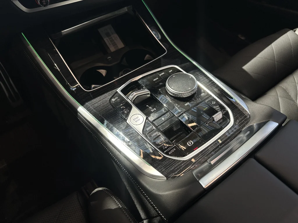 New 2026 Black Sapphire Metallic BMW xDrive50e image 10
