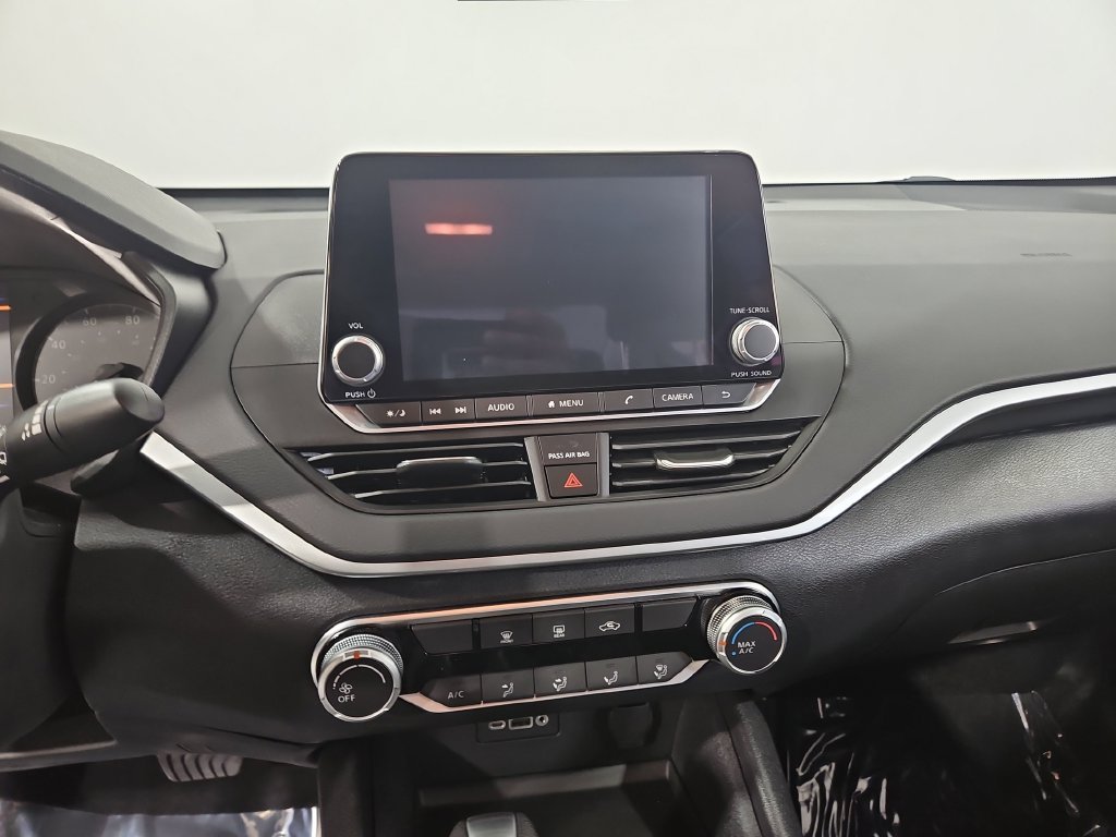 Used 2025 Black Nissan 2.5 S image 20