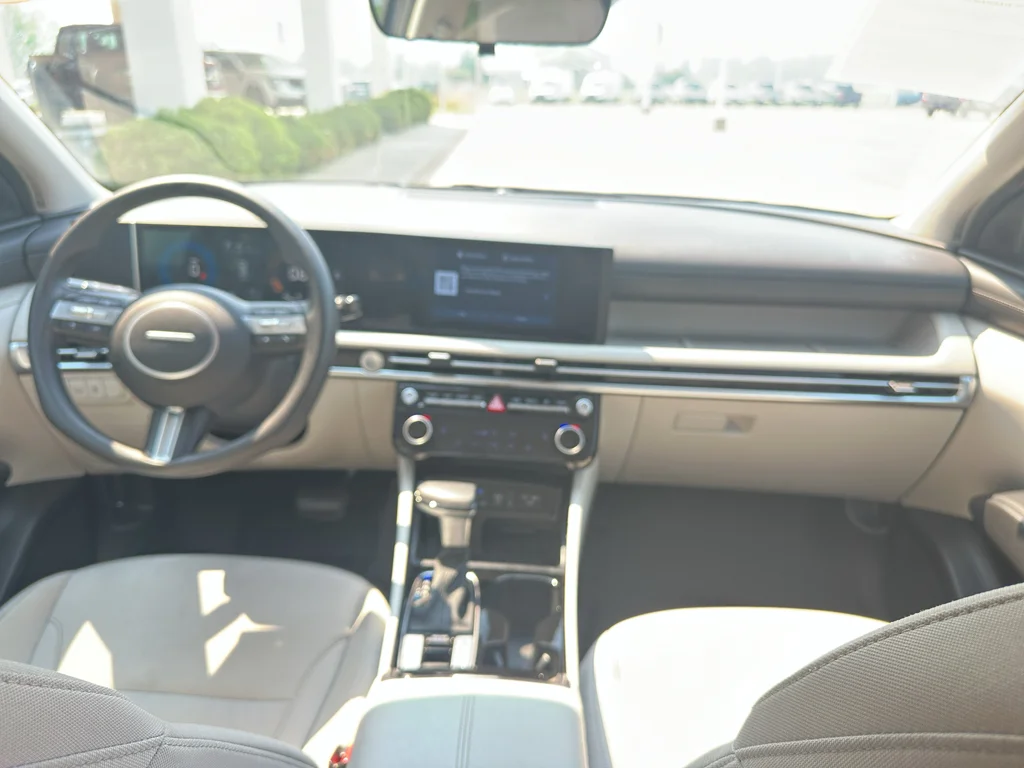 Used 2025 Atlantis Blue Hyundai SEL image 11
