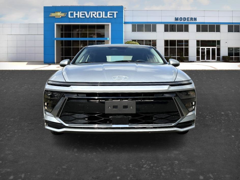 Used 2025 Aero Silver Hyundai SEL image 7