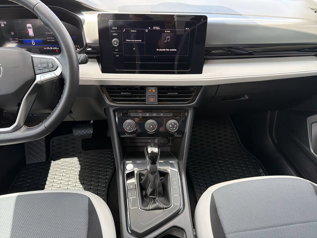 2025 Volkswagen Taos S - Photo 16