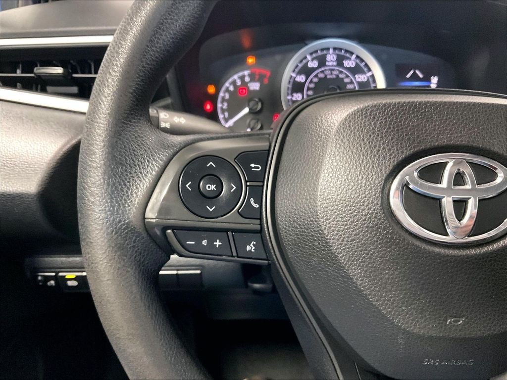 Used 2022 Blue Toyota LE image 22