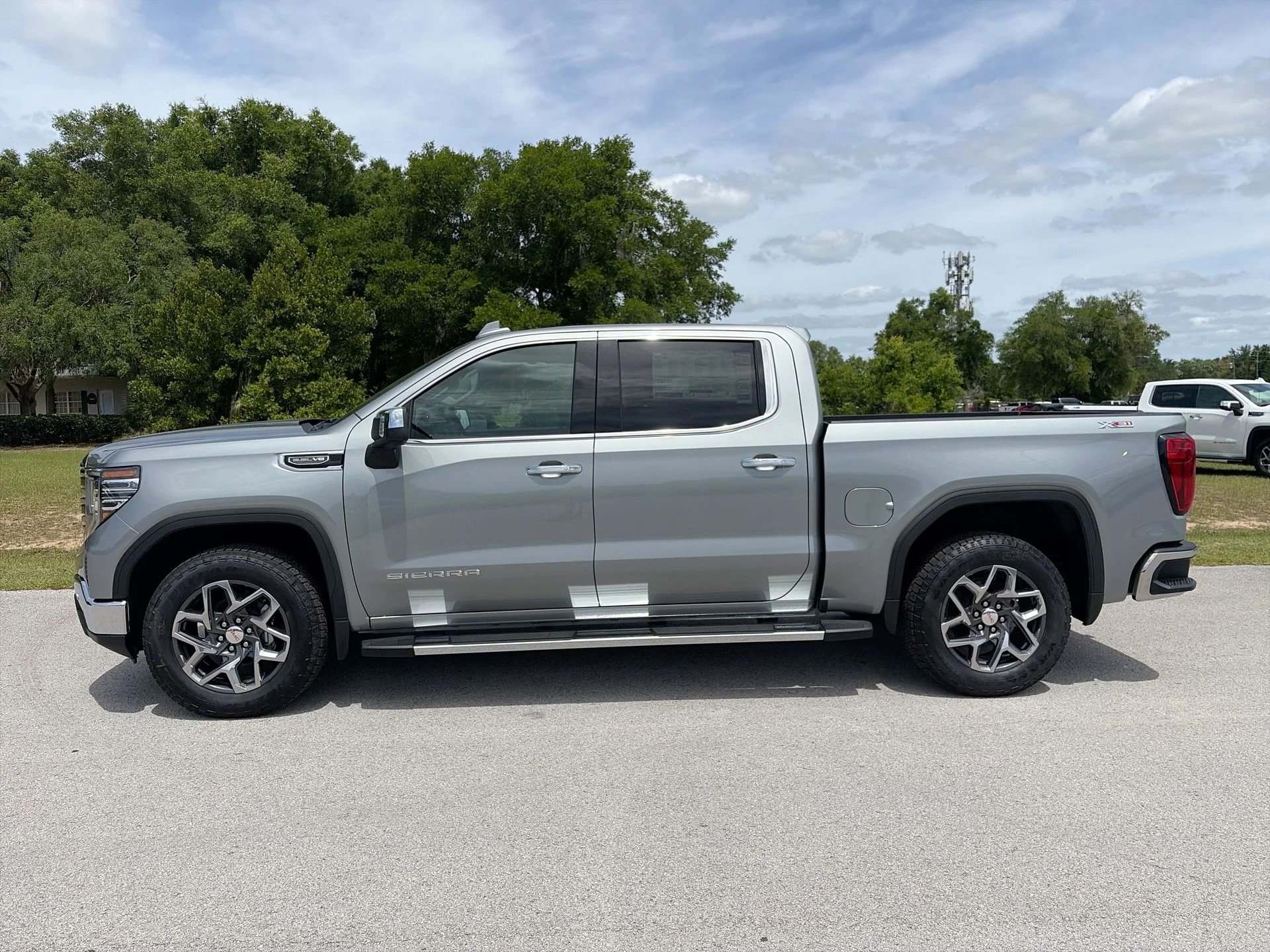 2026 GMC Sierra 1500 SLT - Photo 49