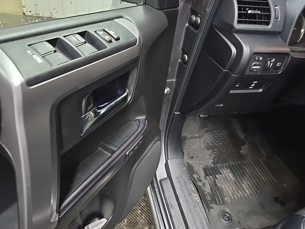 2021 Toyota 4Runner Limited - Photo 27