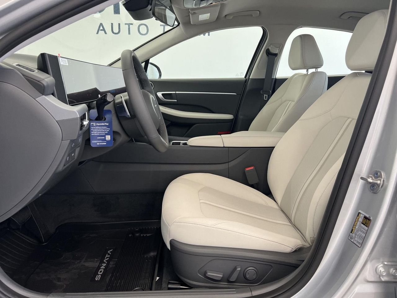 New 2026 Aero Silver Hyundai SEL Sport image 12