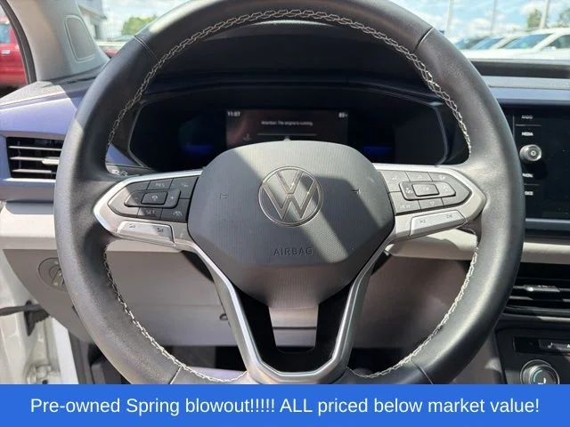 Used 2022 White Volkswagen 1.5T SE image 31