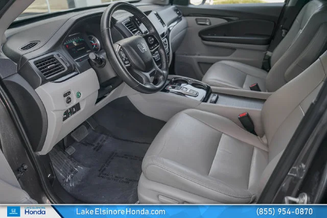 Used 2022 Modern Steel Metallic Honda Touring image 14