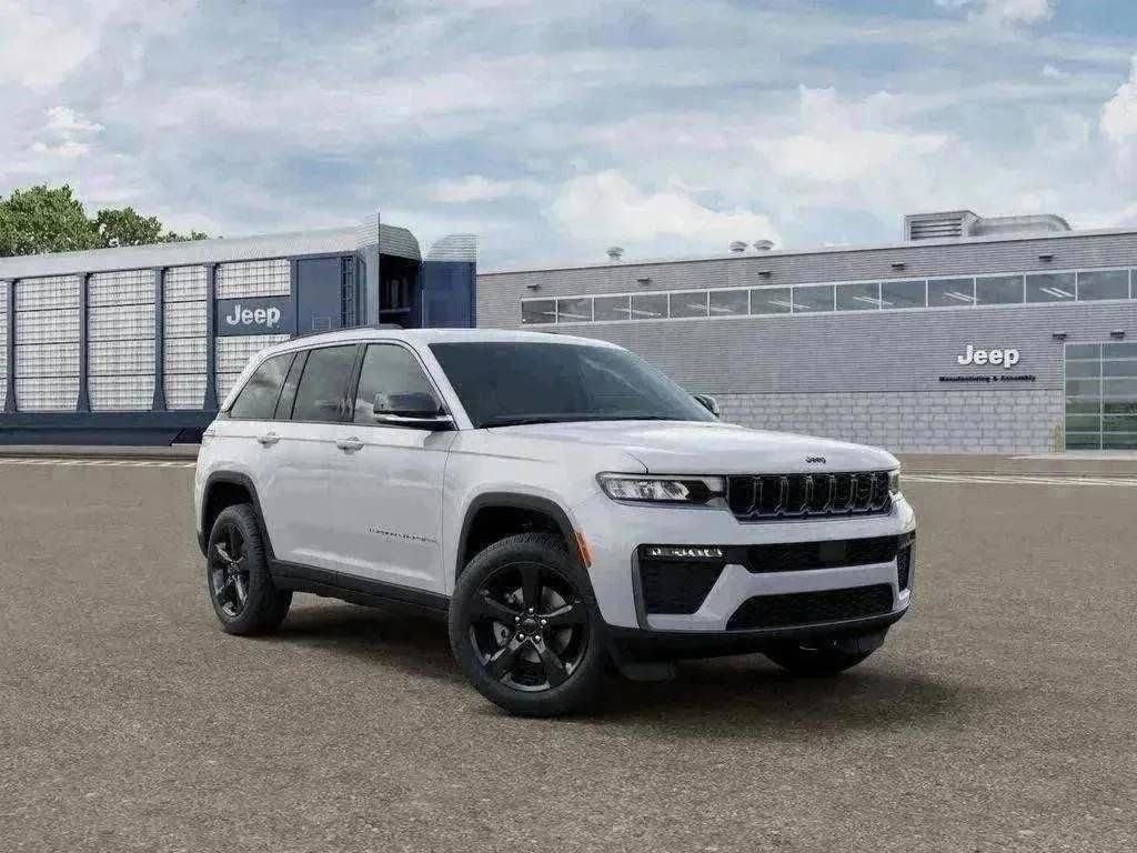 New 2026 Bright White Clearcoat Jeep Limited image 72