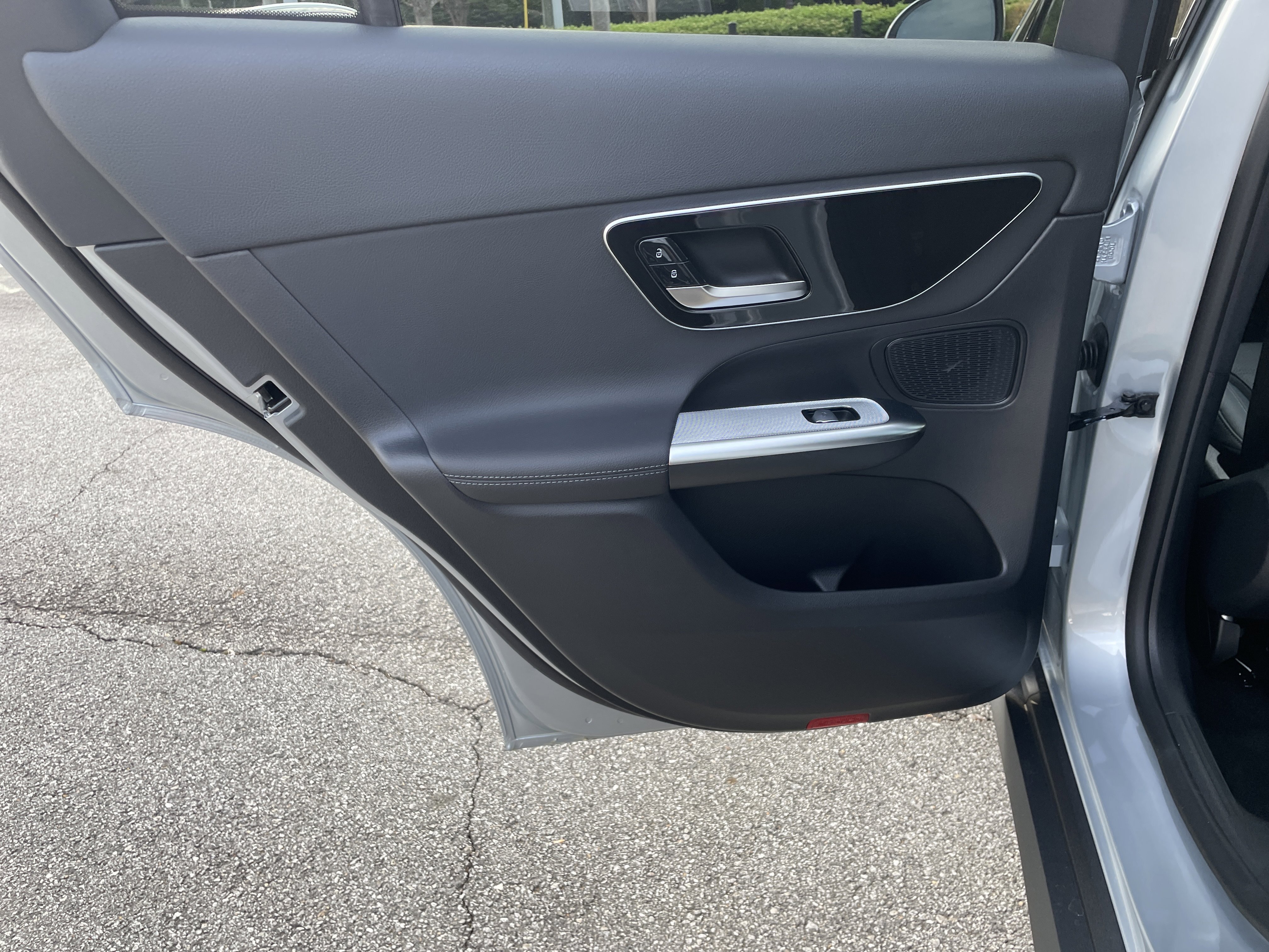 New 2026 Cirrus Silver Metallic Mercedes-Benz GLC 300 SUV image 35