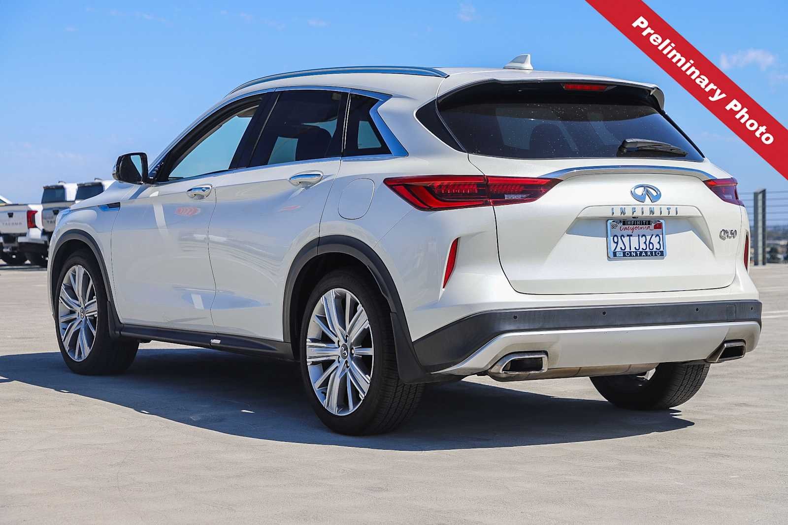 Used 2021 Majestic White INFINITI SENSORY image 8