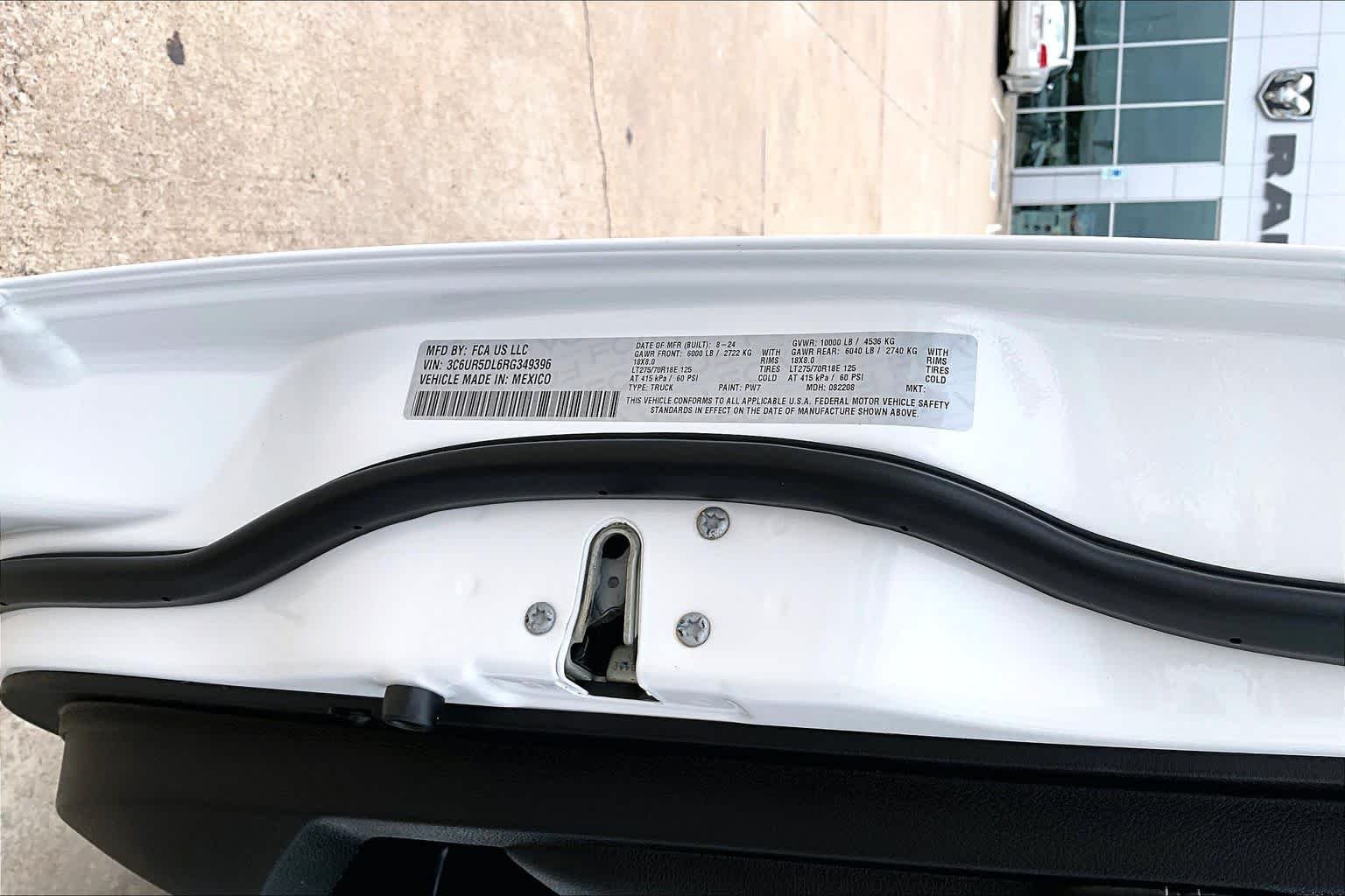 Used 2024 Bright White Clearcoat Ram Big Horn image 33