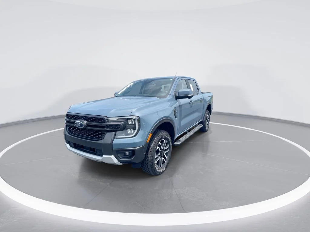 Used 2024 Gray Ford Lariat image 4