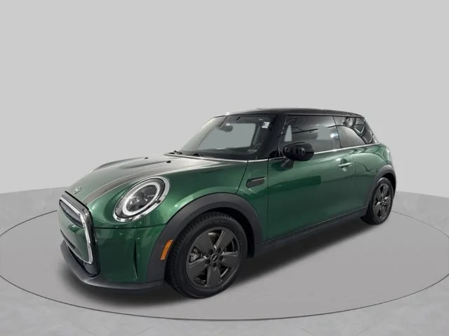 Used 2022 Green MINI Oxford Edition image 3