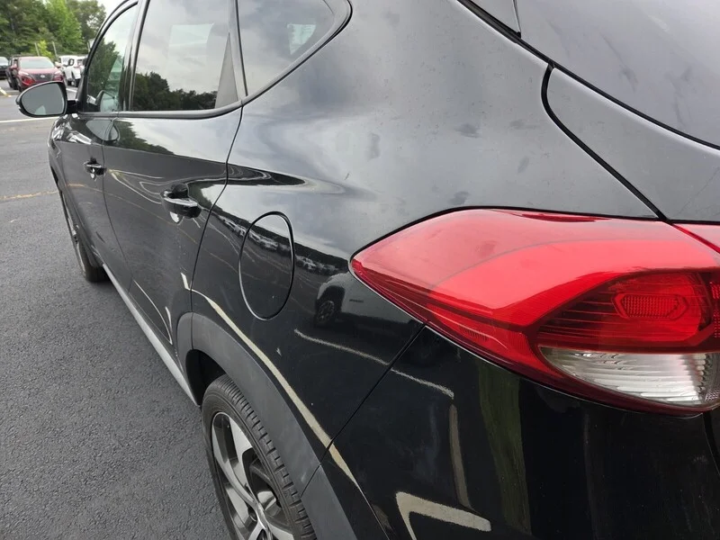 Used 2018 BLACK HYUNDAI VALUE image 7