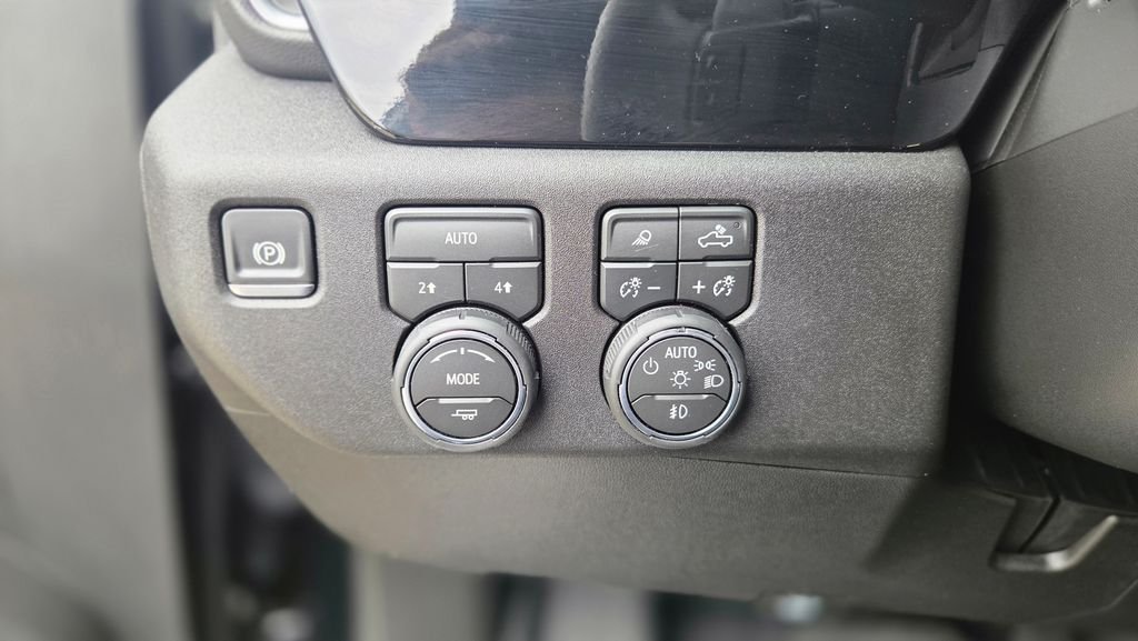 Used 2026 Black Chevrolet RST image 20