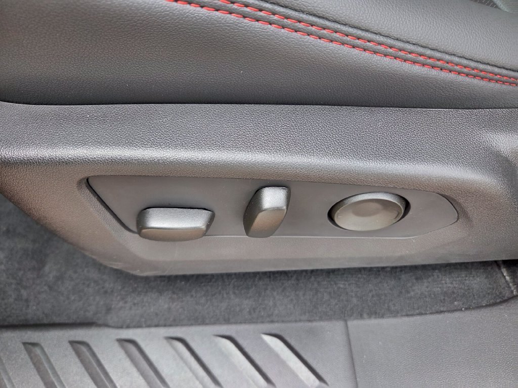 2025 Chevrolet Colorado Z71 - Photo 6