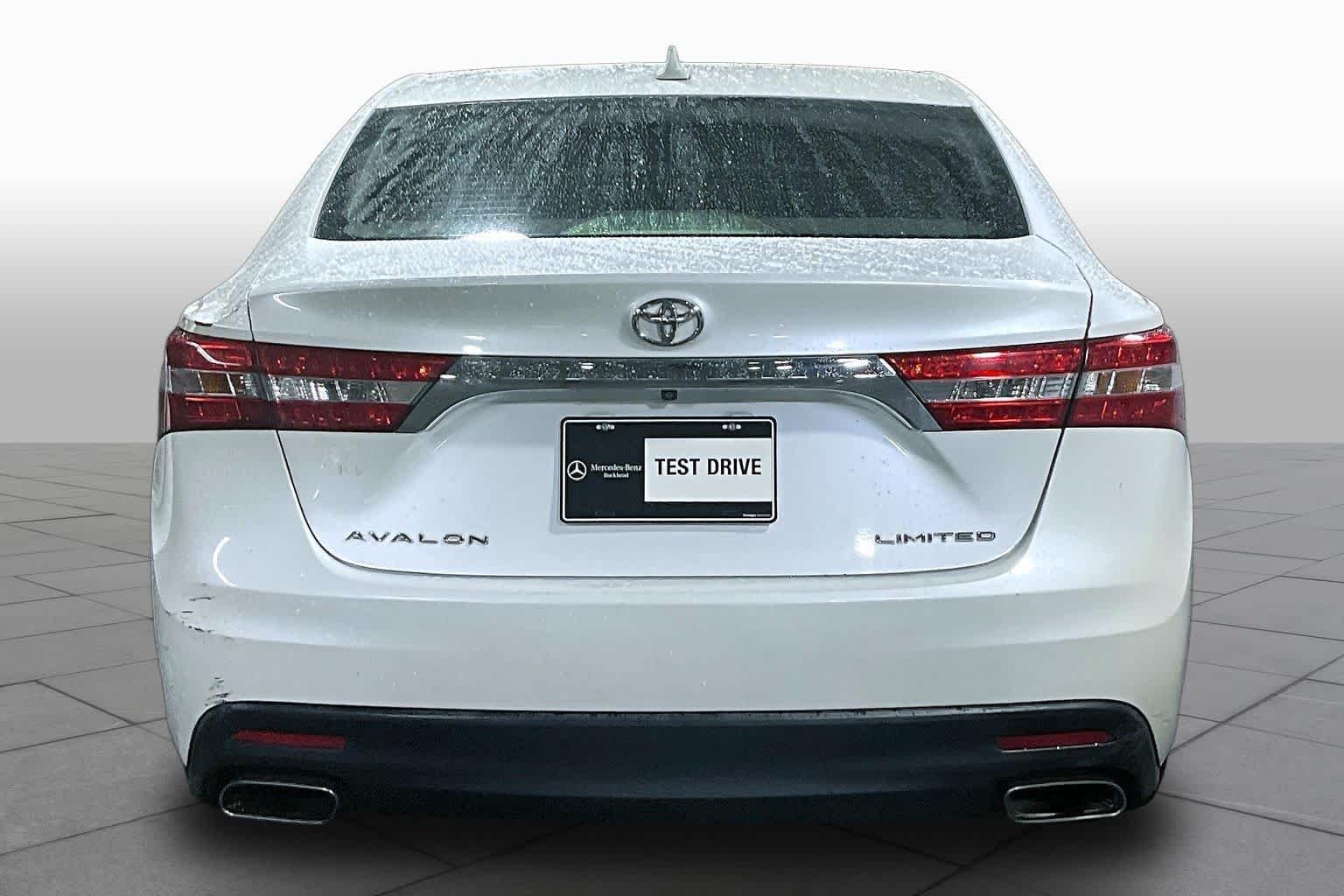 Pre-Owned 2013 Toyota Avalon Limited