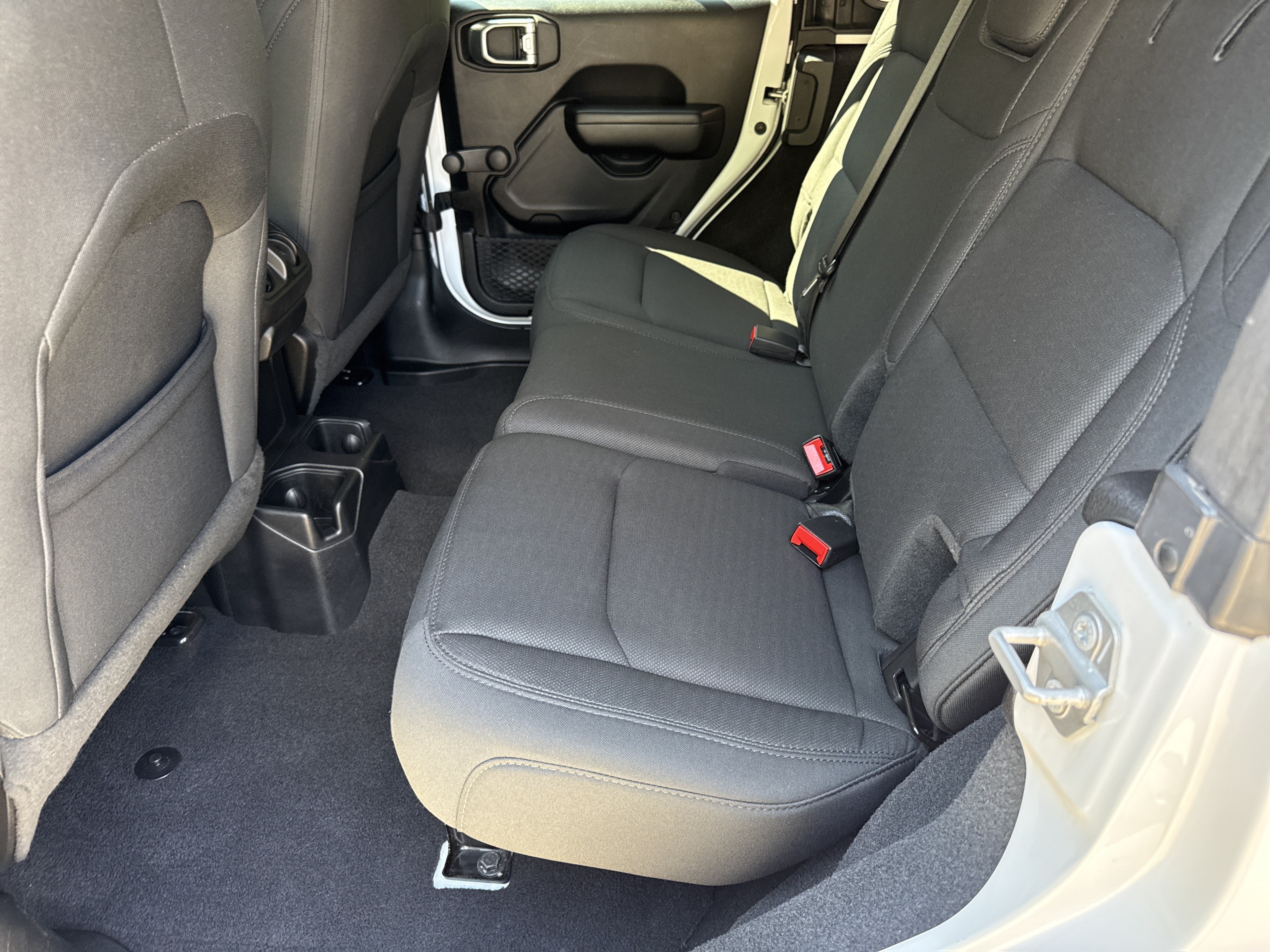 Used 2021 Bright White Clearcoat Jeep Unlimited Sport image 23