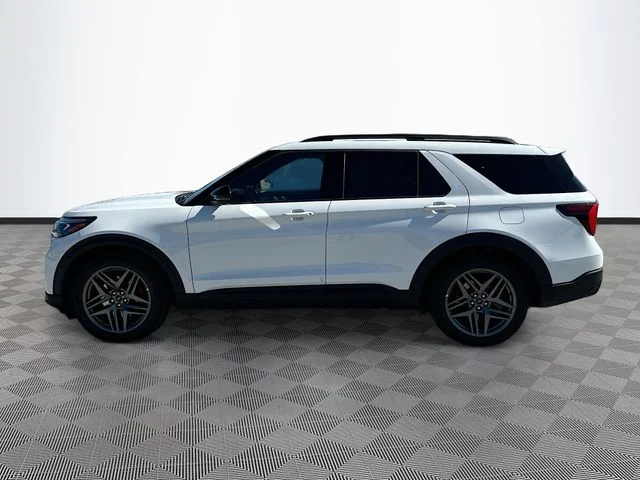 New 2026 White Metallic Ford ST image 3