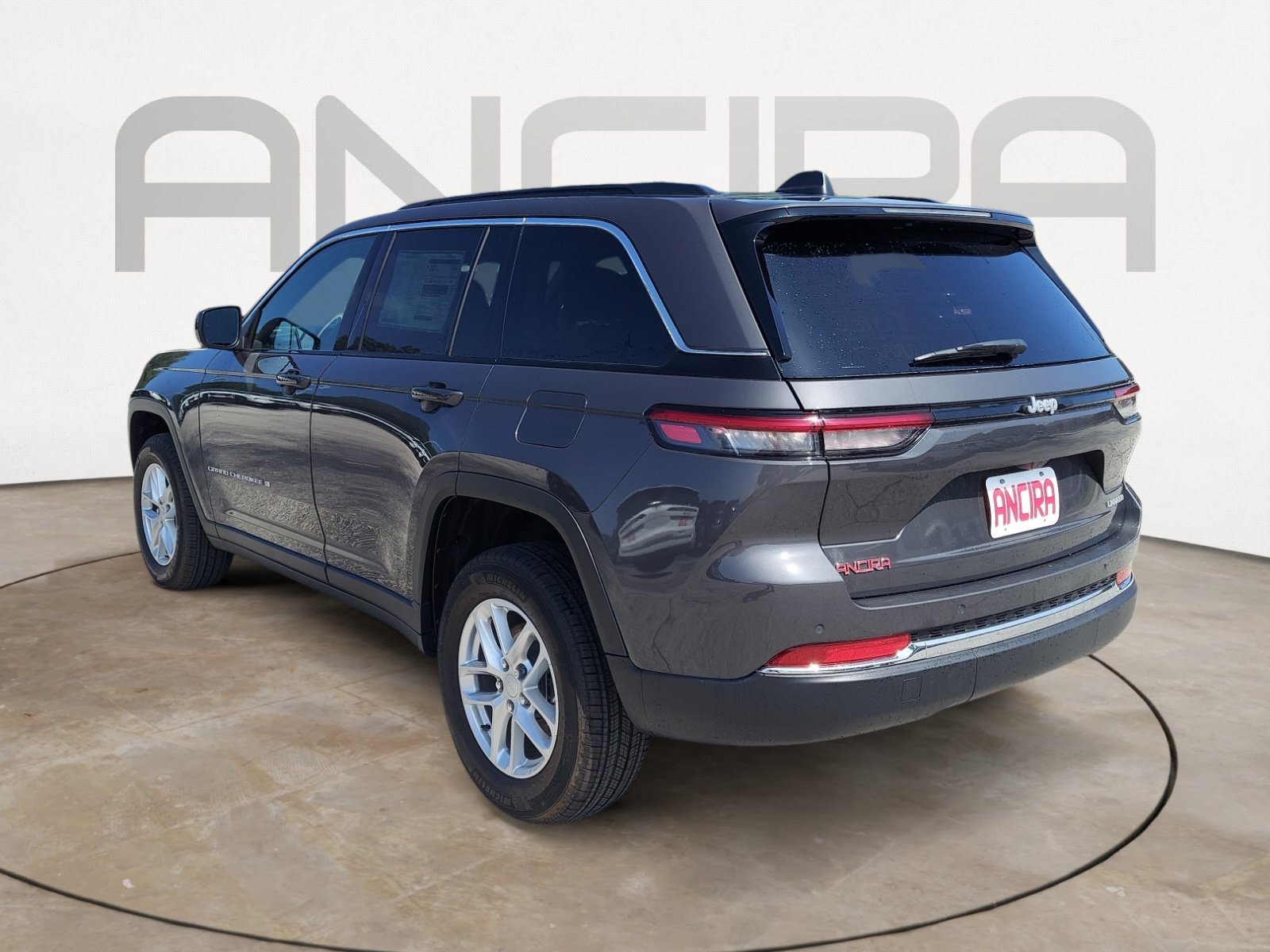 New 2026 Baltic Gray Metallic Clearcoat Jeep Laredo image 8