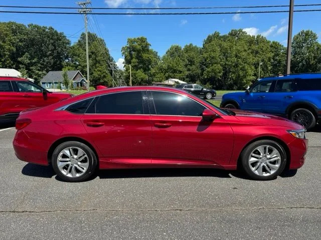 Used 2020 Red Honda LX image 9