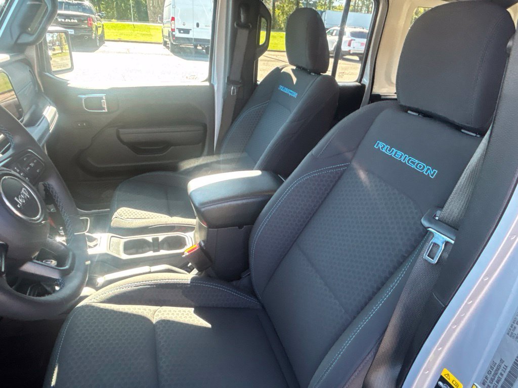 Used 2024 Silver Jeep Rubicon 4xe image 15