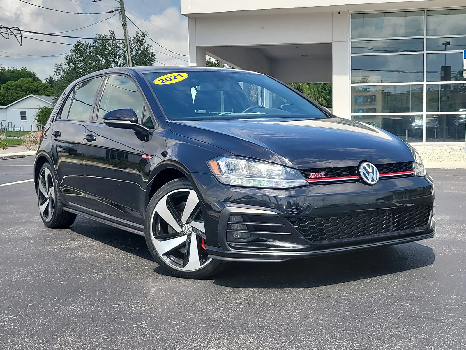 Used 2021 Black Volkswagen 2.0T S image 32