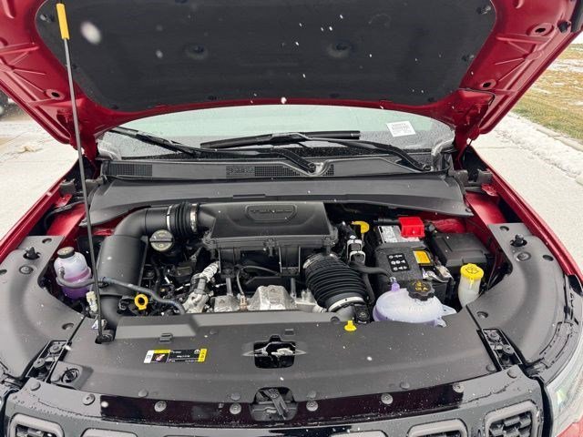 New 2026 Red Hot Pearlcoat Jeep Latitude Altitude image 33