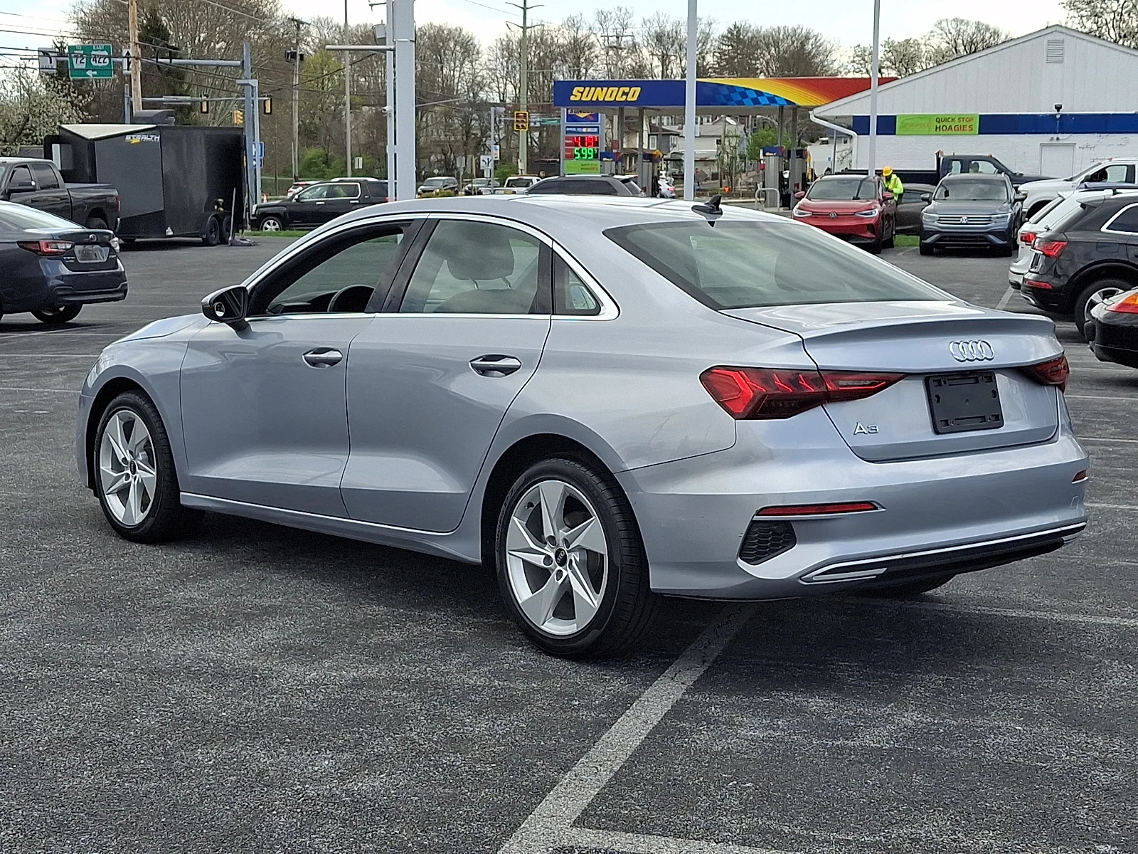Used 2022 Florett Silver Metallic - L5L5 Audi Premium 40 TFSI Front-Wheel Drive S tronic image 5