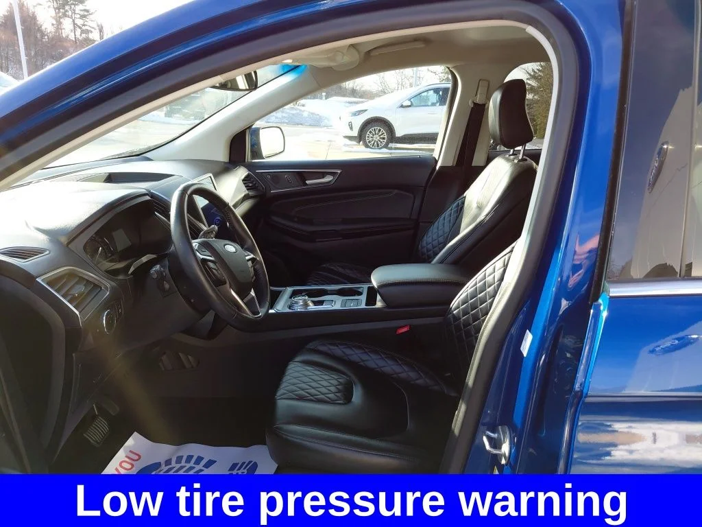 2024 Ford Edge Titanium - Photo 14